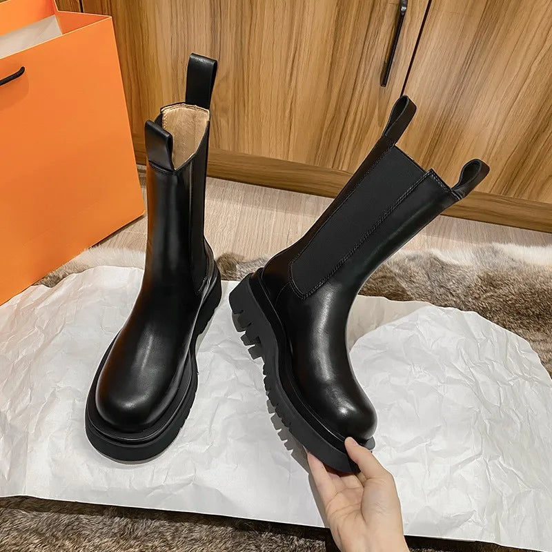 MADALINA Leather Chelsea Boots